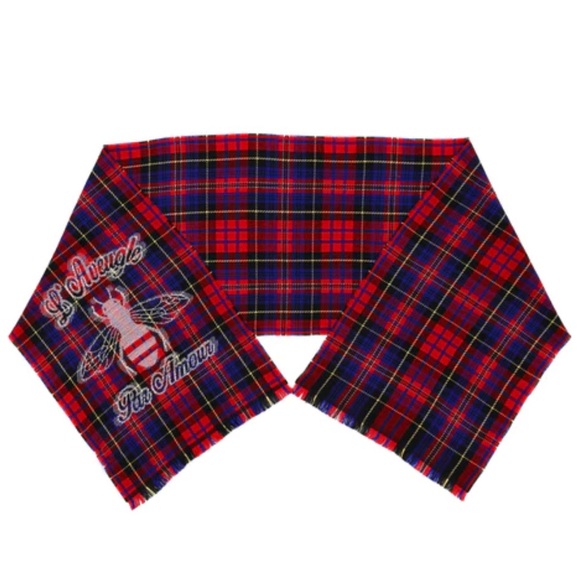 Gucci Accessories Gucci Laveugle Par Amour Bee Scarf Scarf Poshmark